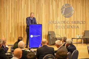 “Pensar que un nido de ratas aumenta a los jubilados, a los médicos y no dice de dónde sacar la plata… No tiene ningún sentido"