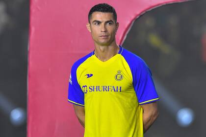 Cristiano Ronaldo en su presentación como nuevo jugador de Al-Nassr, ya lejos de las grandes ligas europeas