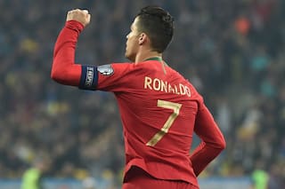 Tras los 700 goles de Cristiano, qué récords del fútbol pueden (o no) superarse