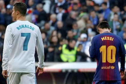 Cristiano Ronaldo y Lionel Messi, en un Real Madrid-Barcelona.