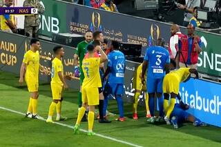 Lo echaron por una agresión y Gallardo se enfrentará en la final al DT que siempre le ganó