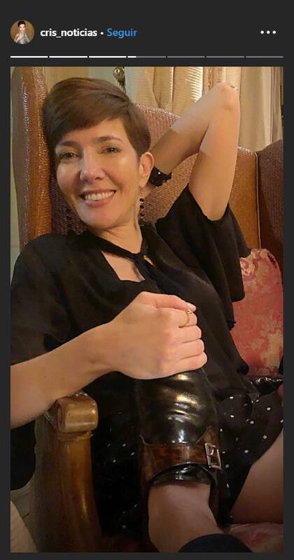 La foto de Cristina, agarrando el zapato de un hombre, que todos asocian al empresario textil