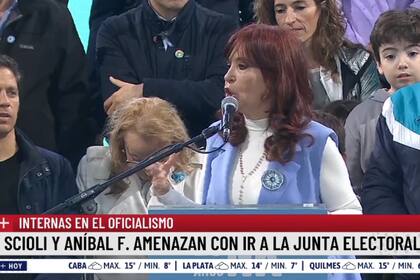 Cristina está muy inquieta. Y no solo porque todavía no termina de elegir entre Massa, Wado y “el chiquito”