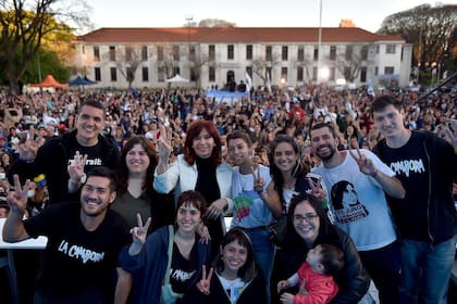 Cristina Fernández de Kirchner habla en el "Encuentro Nacional de Jóvenes de La Cámpora" en la ex Esma.