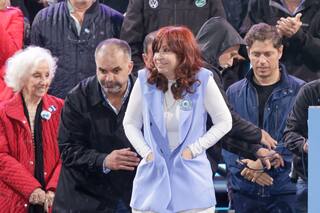 Casanello sobreseyó a Cristina Kirchner en la causa de la ruta del dinero