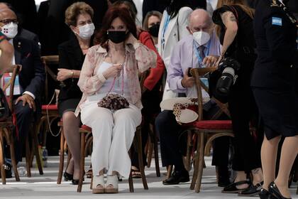 Cristina Kirchner, en Honduras, donde comparó a los jueces con militares de la dictadura