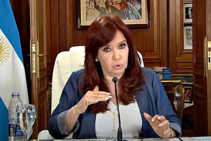 Cristina Kirchner habla desde el Senado tras el fallo que la condena por corrupción