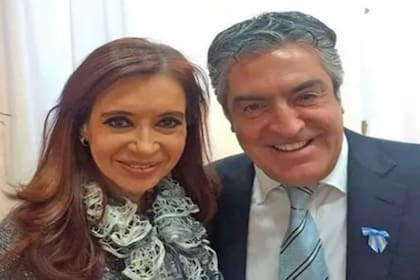 Cristina Kirchner junto a Gregorio Dalbón, uno de sus abogados