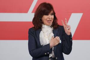 Cristina Kirchner: "Hay un festival de importaciones, en estas cosas hay que usar la lapicera"