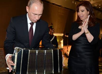 "Cristina Kirchner no oculta su enamoramiento ideológico de Vladimir Putin", dice Alfredo Leuco en su columna de este jueves en LN+