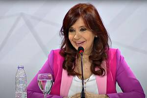 Cristina Kirchner recibe el título Honoris Causa en la Universidad del Chaco Austral