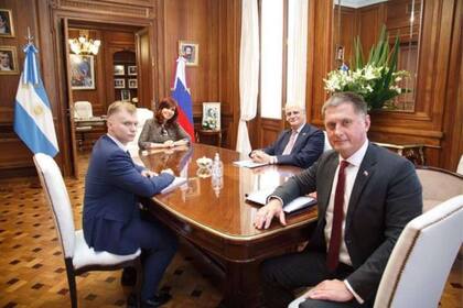Cristina Kirchner se reunión con el embajador ruso en Buenos Aires, Dmitry V. Feoktistov, el jueves pasado