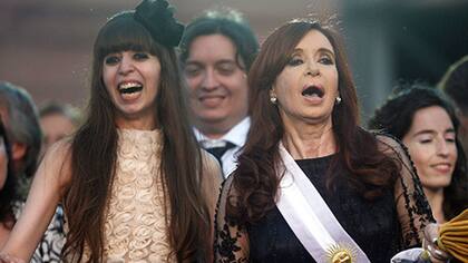 Cristina Kirchner viajará a Europa junto a Florencia, su hija