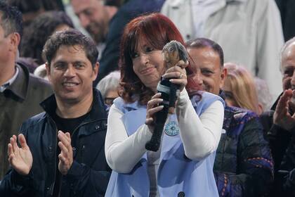 Cristina Kirchner y Axel Kicillof en el acto del 25 de mayo