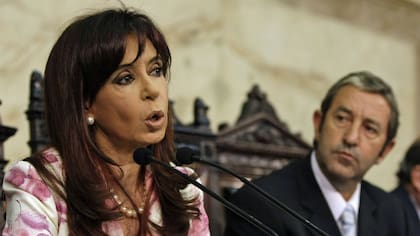 Cristina Kirchner y Julio Cobos, en la apertura de sesiones ordinarias del Congreso en 2009