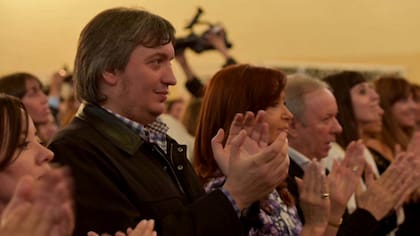Cristina Kirchner y su hijo, Máximo, acompañaron a Alicia Kirchner en el acto de asunción como gobernadora de Santa Cruz