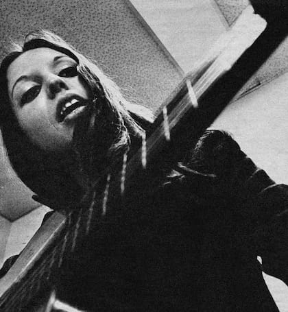La primera mujer en grabar sus canciones en lo que se conoce como “rock nacional” fue Cristina Plate