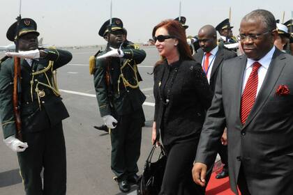 Cristina Kirchner, a su llegada a Angola