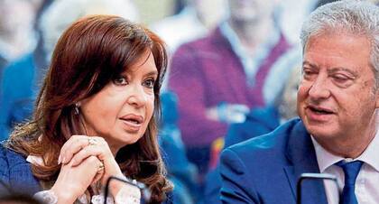 Cristina Kirchner y su abogado Carlos Beraldi