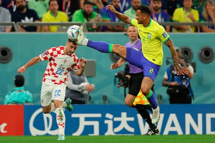 Croacia tuvo chances de marcar al principio del juego, pero luego le cedió al pelota a Brasil y se dedicó a proteger su arco