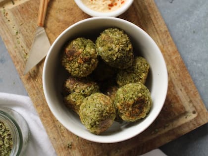 Croquetas de espinaca y arroz yamaní