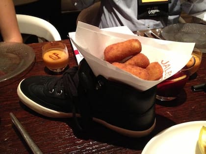 Croquetas en zapatilla / Twitter