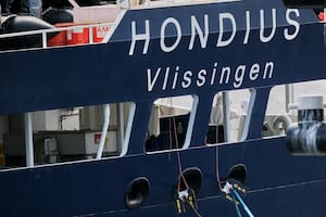 Crucero donde surgió brote mortal de hantavirus debe someterse a limpieza adicional, dice empresa