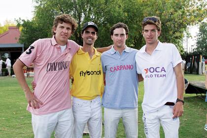 Cruz Uranga, Tomás Solari, Cruz Novillo Astrada y Javier Uranga, organizadores del torneo.