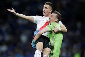 Cruzeiro Vs River. Festejo De Borre Y Armani