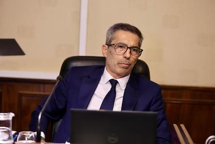 Comienza el juicio por la causa de los Cuadernos de las Coimas en el TOCF n°7. Jueces Fernando Canero
Enrique Méndez Signori
Y Germán Andrés Castelli