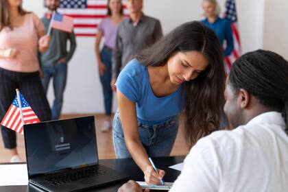 Cuál es el procedimiento para registrarse para votar en las elecciones en Nueva York