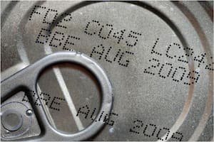 Cuál es el real significado de la fecha de vencimiento en los productos enlatados