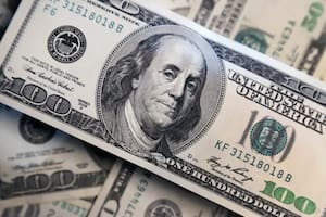 ¿A cuánto cotizan el dólar blue y el oficial?