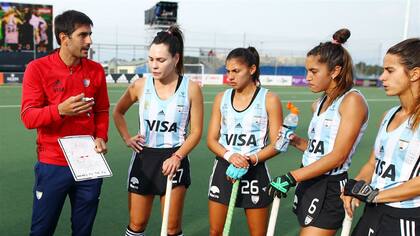Corradini y las jugadoras, durante su corto ciclo