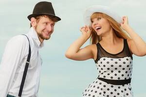 ¿Cuán fuerte será la fuerza de atracción entre ellos?