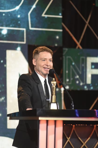 “Cuando arrancó Polka, tenía veintipico de años… Era muy jovencito y no sabía lo que estábamos armando todos. Pol-ka fue un movimiento cultural de una gran inspiración”, dijo Adrián Suar cuando recibió el Martín Fierro por 30 años de producciones.