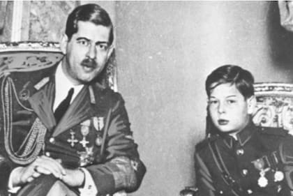 Cuando Carol se fue con su amante a París, su hijo Miguel asumió el trono: un período en el que gobernó una regencia