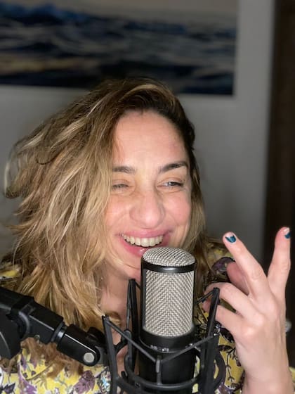 Cuando comenzó a contar que su hijo tenía autismo, se le acercaron muchas madres con todo tipo de inquietudes. Después de cuatro años de compartir "informalmente" su experiencia, Oliván creó su podcast, "Chat de mamis", donde canaliza todo su conocimiento sobre el tema