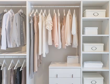 “Cuando experimentes lo que es tener una casa realmente ordenada, sentirás cómo se ilumina todo tu mundo”, explica Marie Kondo