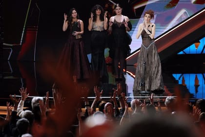 Cuando la película Sorda ganó su tercer premio, el auditorio, en vez de aplaudir, agitó las manos con las palmas abiertas apelando al lenguaje de señas