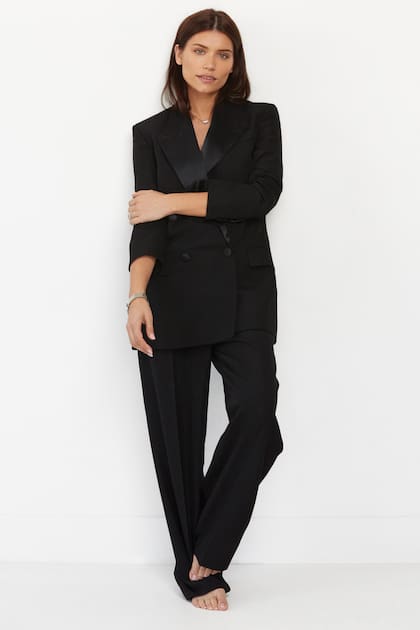 “Cuando llegué a Los Ángeles, tenía 23 años y quedé embarazada, y eso no es lo que se supone que una actriz debe hacer si quiere empezar su carrera en Hollywood”, recuerda sobre la llegada de su hijo Cairo Cruz.