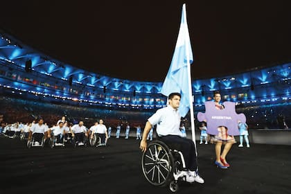 Cuando llevó la bandera argentina en los Juegos Paralímpicos de Río 2016