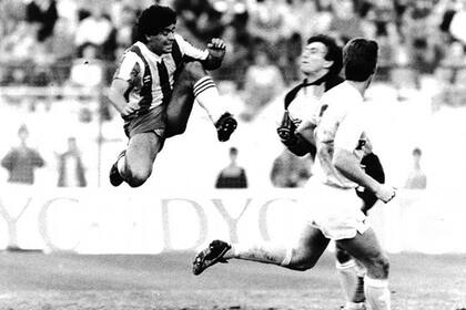 Cuando Maradona jugó en el Granada