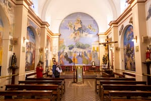 La parroquia en Glew que oculta una reliquia artística invalorable