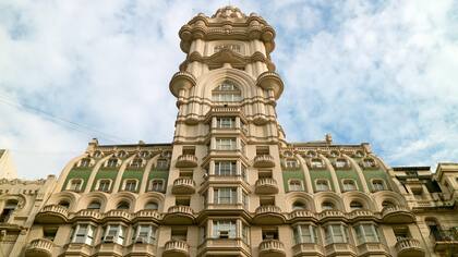 Cuando se construyó fue el edificio más alto de la ciudad de Buenos Aires