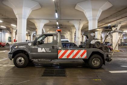 Cuando se dieron de baja los contratos con las empresas Dakota y BRD las grúas cambiaron de color y comenzaron a ser operadas por AUSA