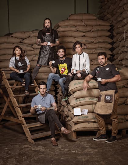 "Cuando tomás un buen café es difícil volver atrás. Es como tomar un buen vino", coinciden estos jóvenes baristas