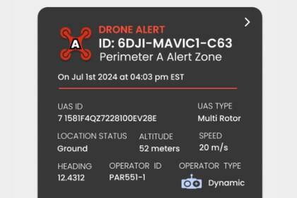 Cuando un dron entra en una zona de alerta, se envían alertas automáticas por texto y correo electrónico. (Aero Defense)