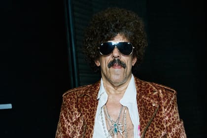 "Cuando uno encuentra su música no se queja más", sostiene Carca