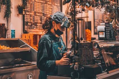 ¿Cuánto gana un cajero en Estados Unidos?